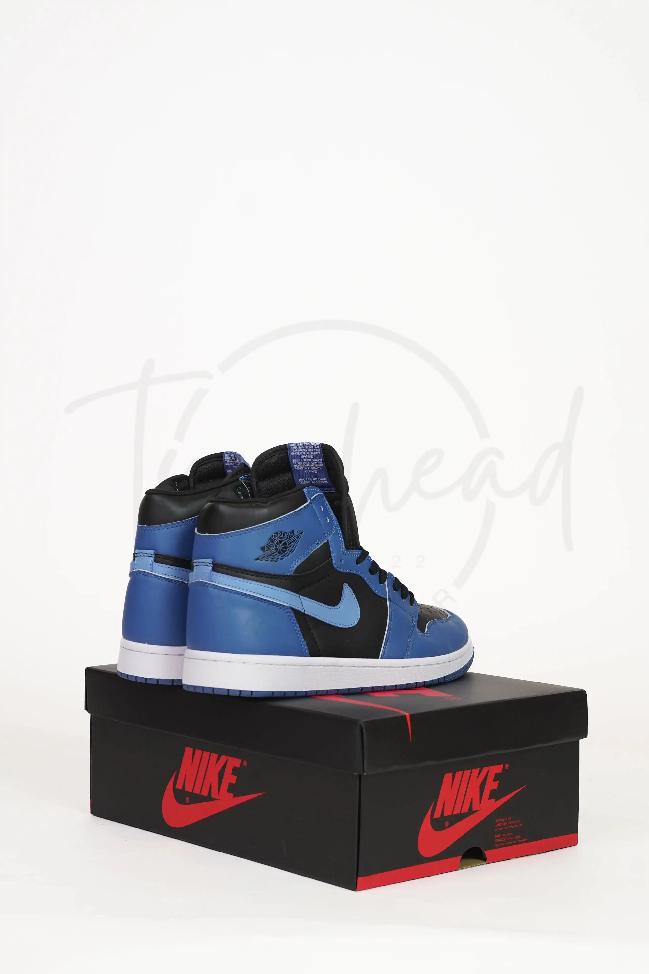 Product image of Jordan 1 high Blue and Black