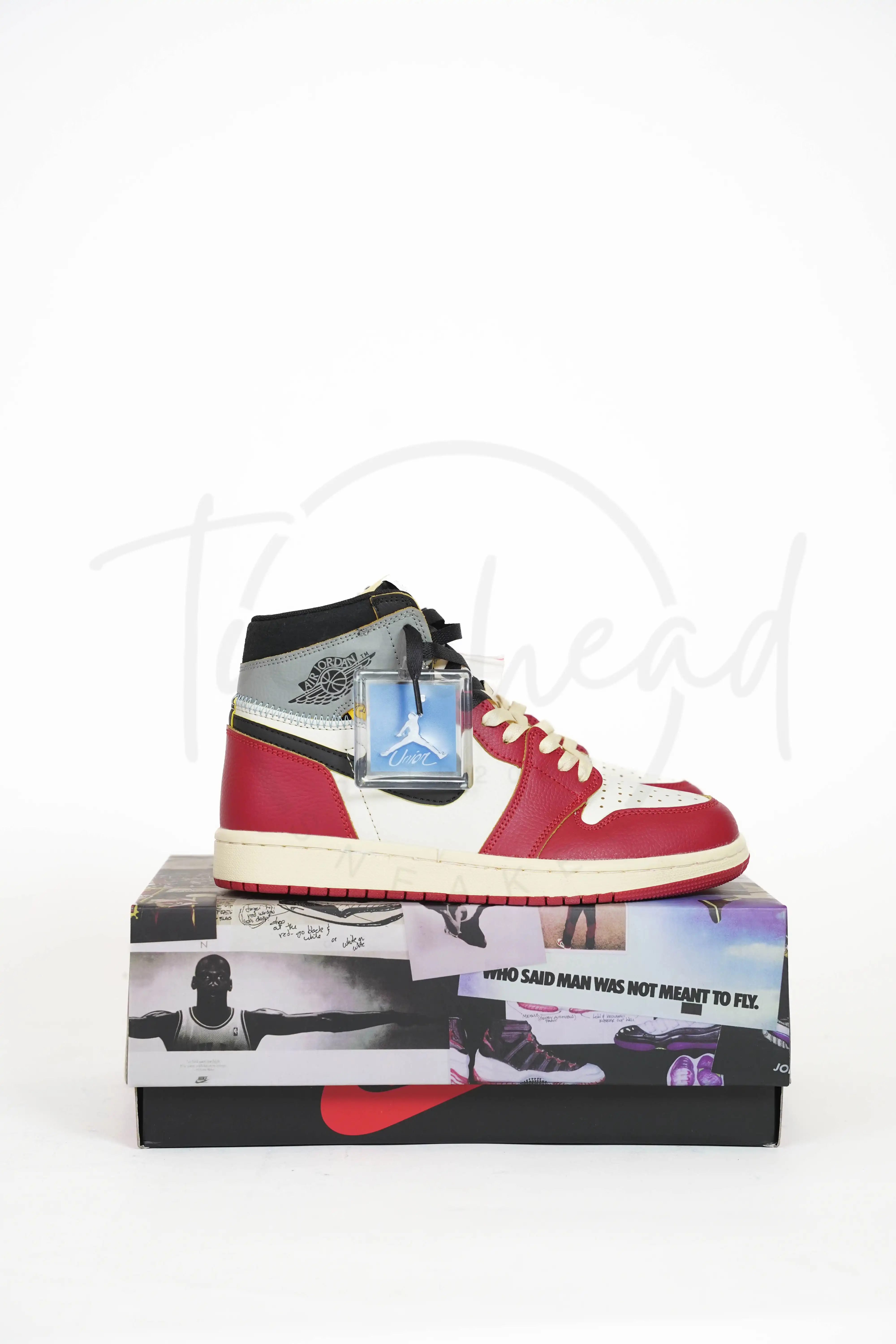 Product image of Jordan 1 high UNLA Red and Black