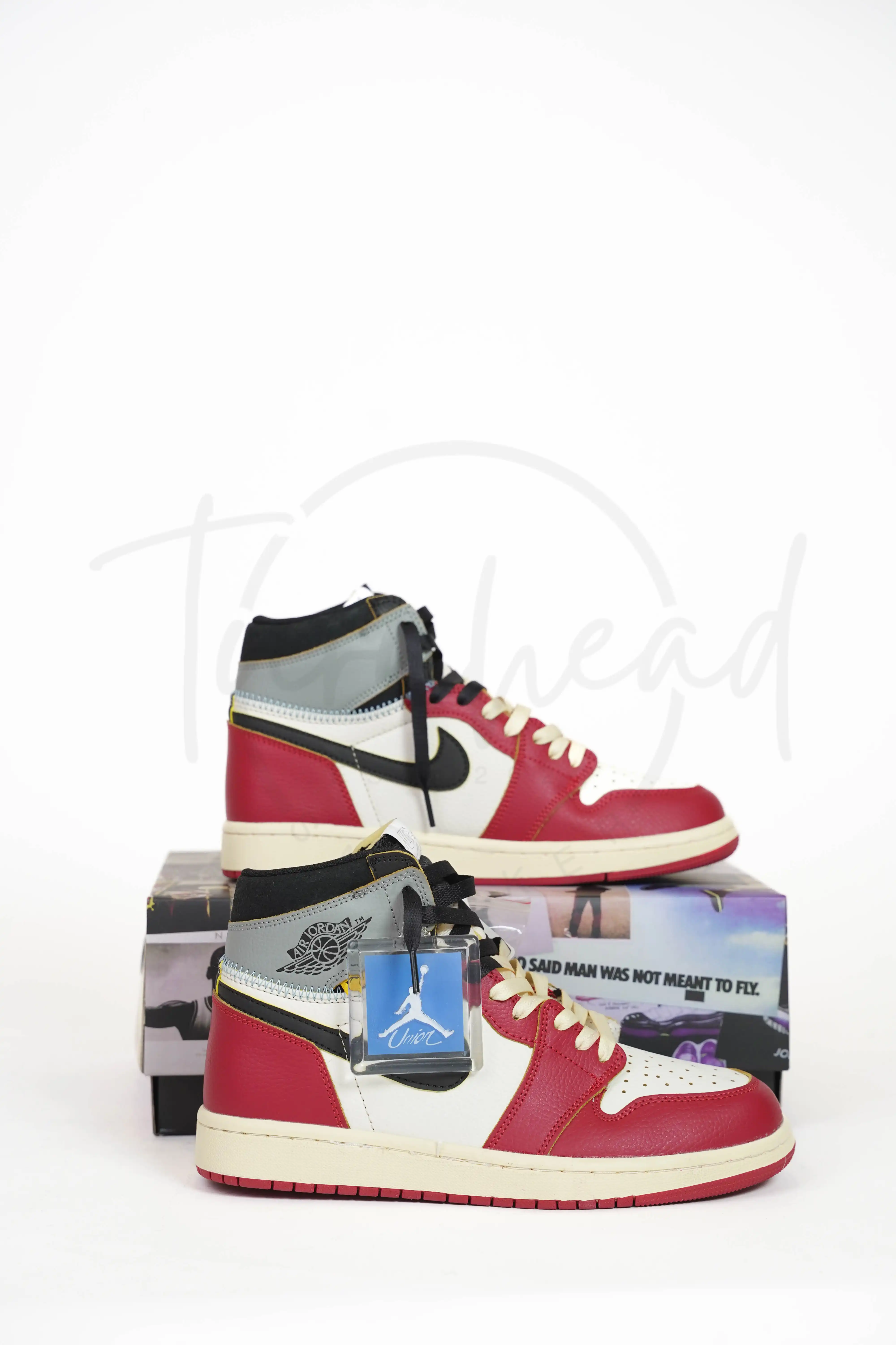 Product image of Jordan 1 high UNLA Red and Black