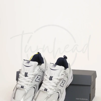 New Balance 530