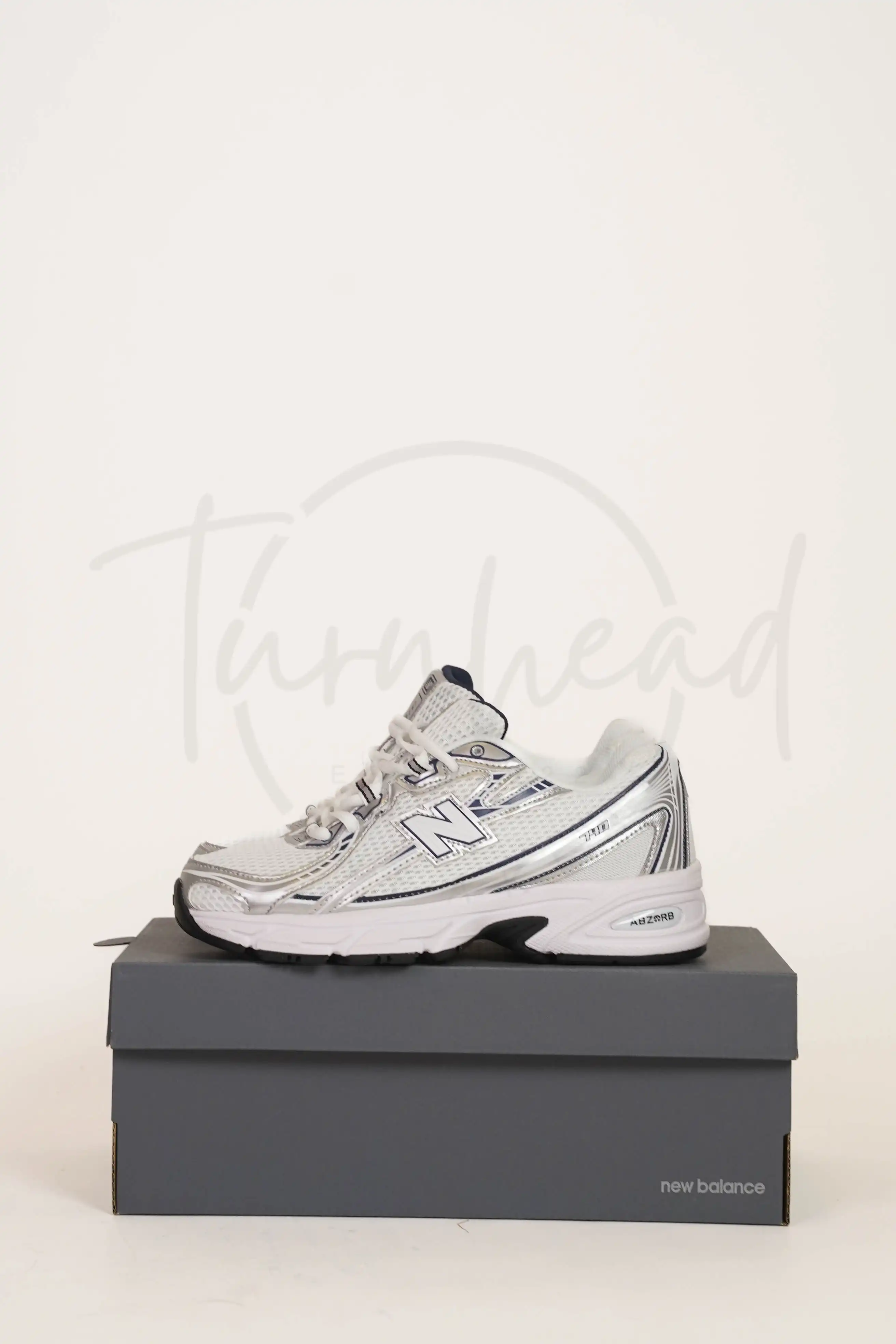Product image of New Balance 740