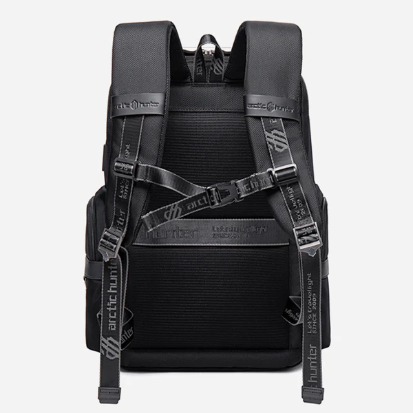 Product image of Arctic Hunter  B00449
