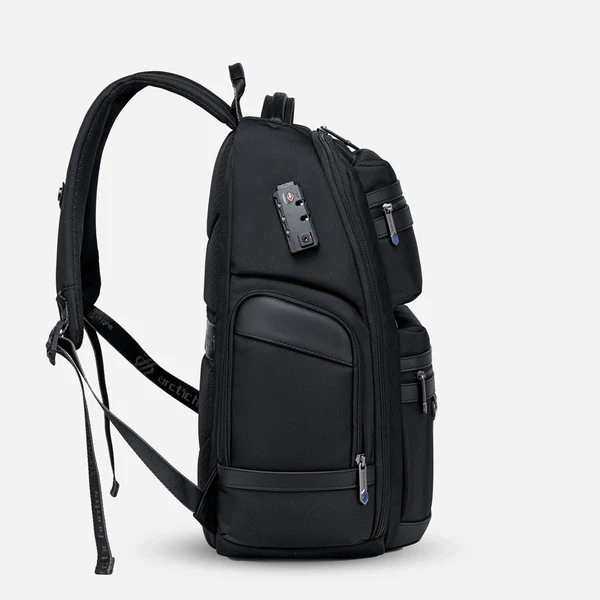 Product image of Arctic Hunter  B00682