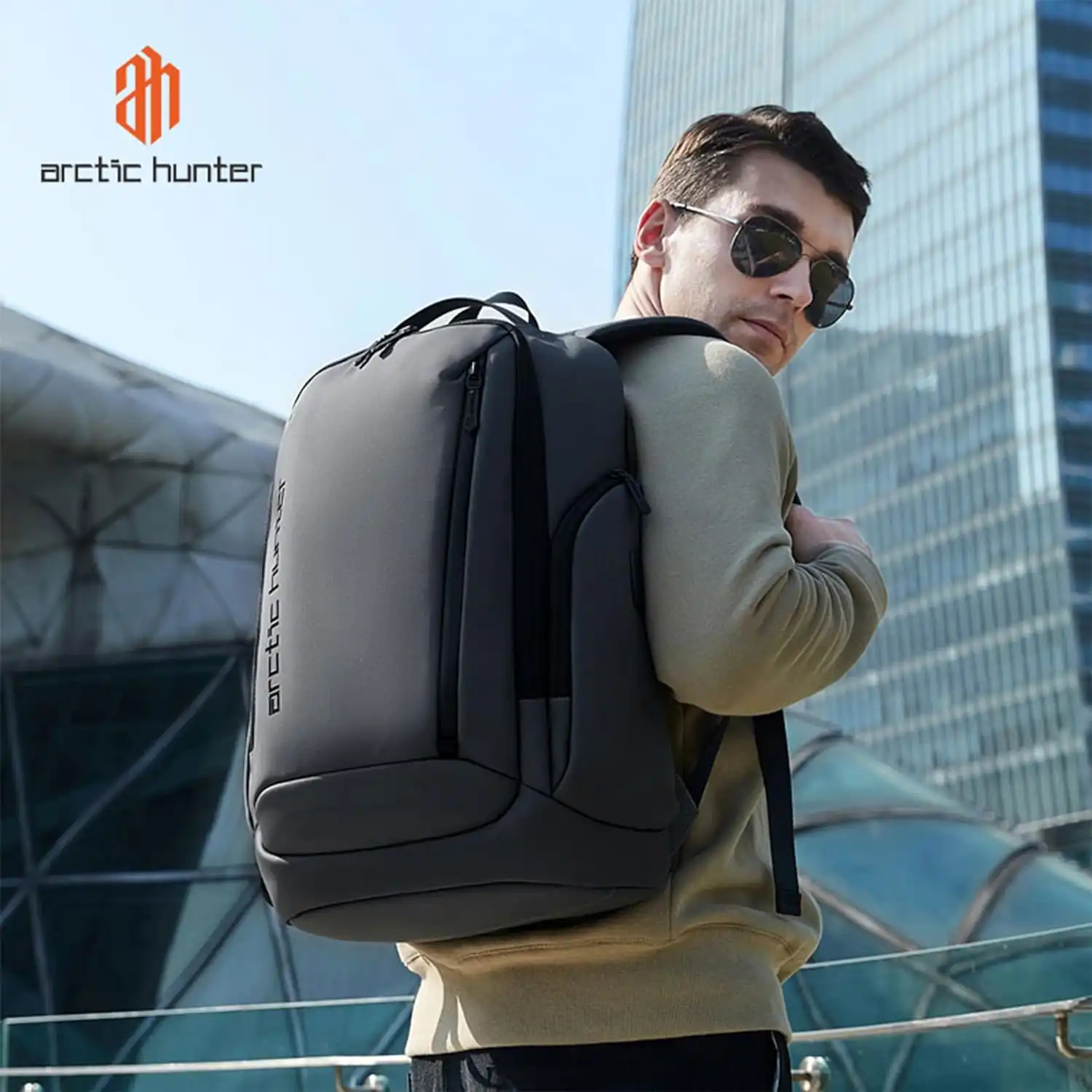 Product image of Arctic Hunter  B00554