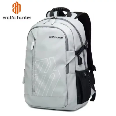 Arctic hunter B00387