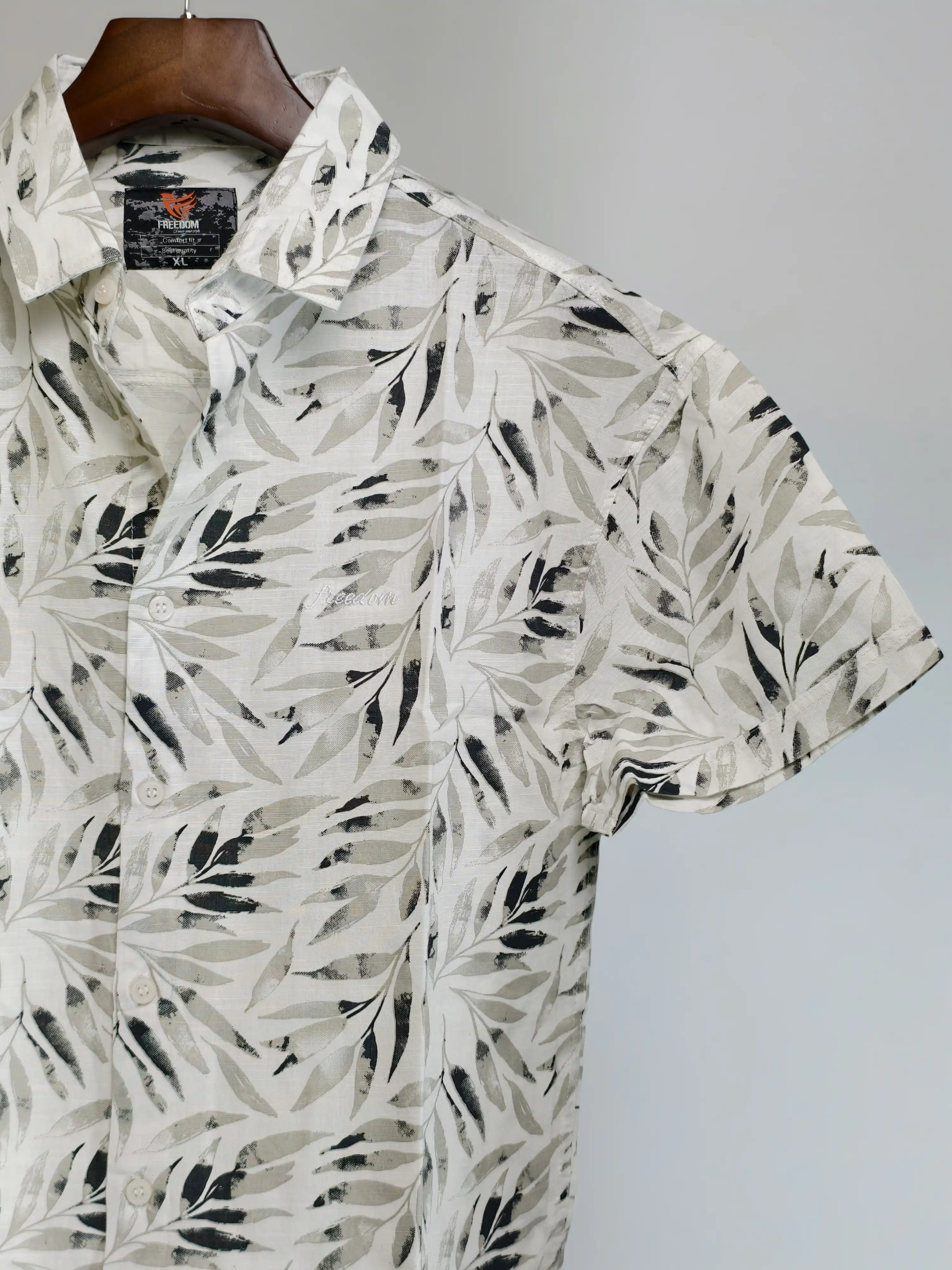 Product image of Freedom Lenin Leaves Shirt