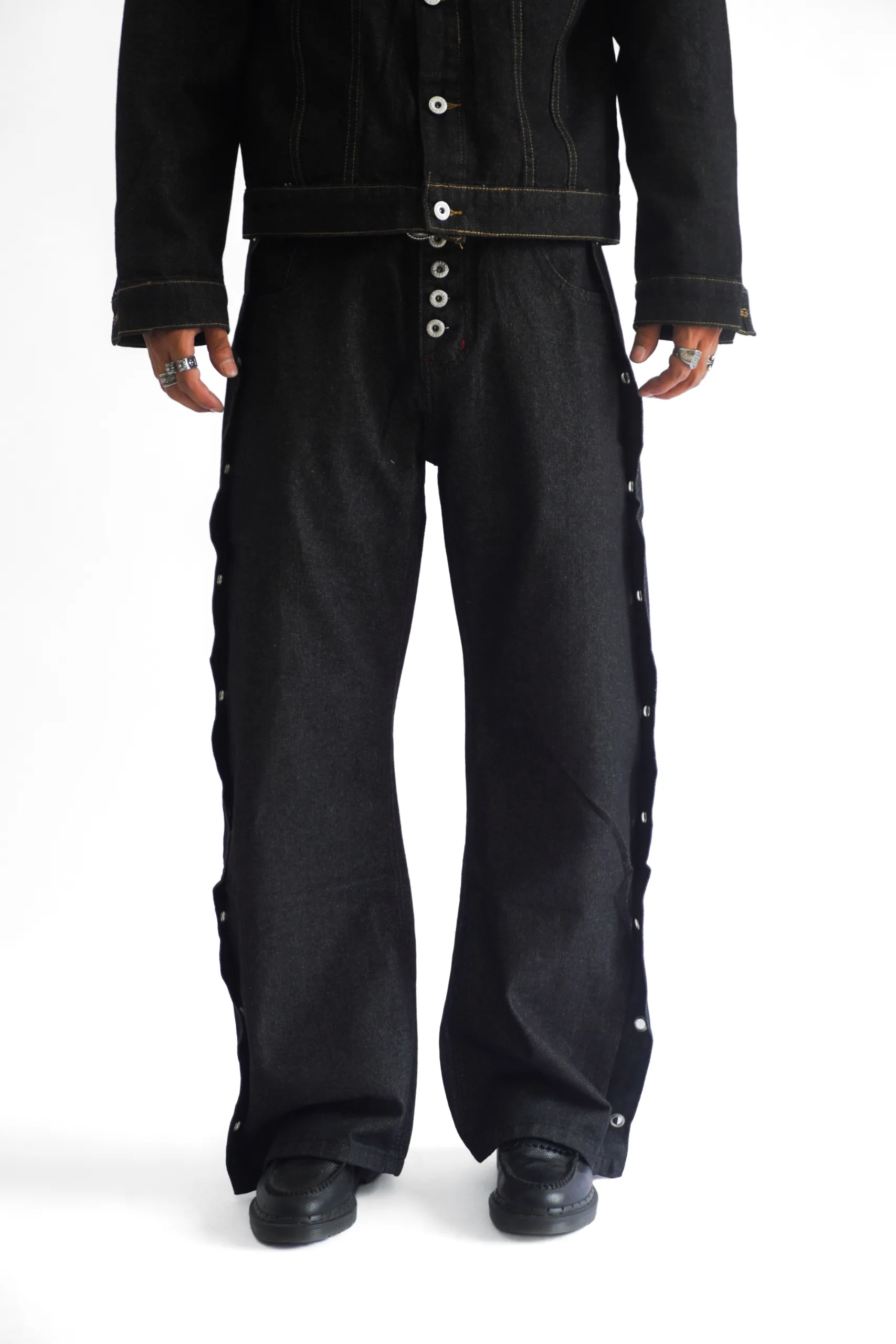 Eyelets Details Raw Denim