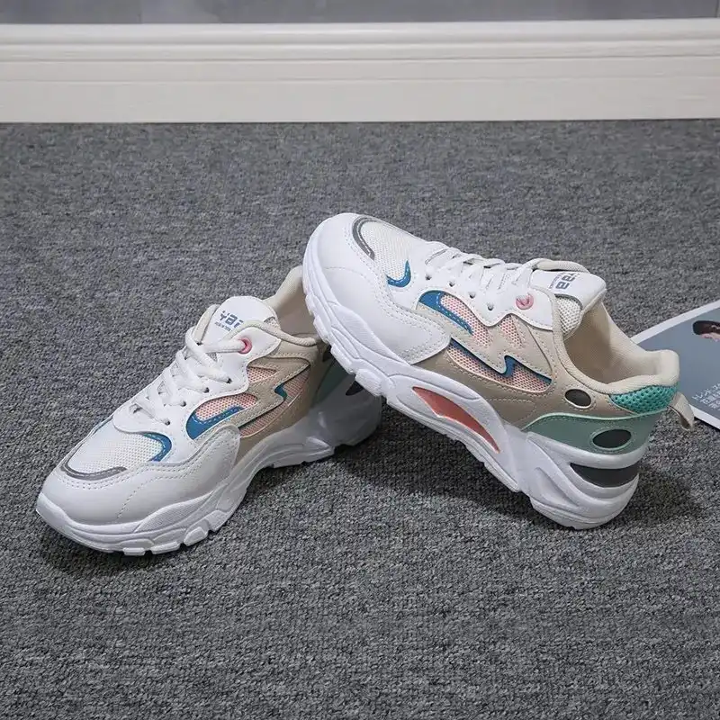 Product image of New Fashion Breathable Mesh Sport Women Sneaker