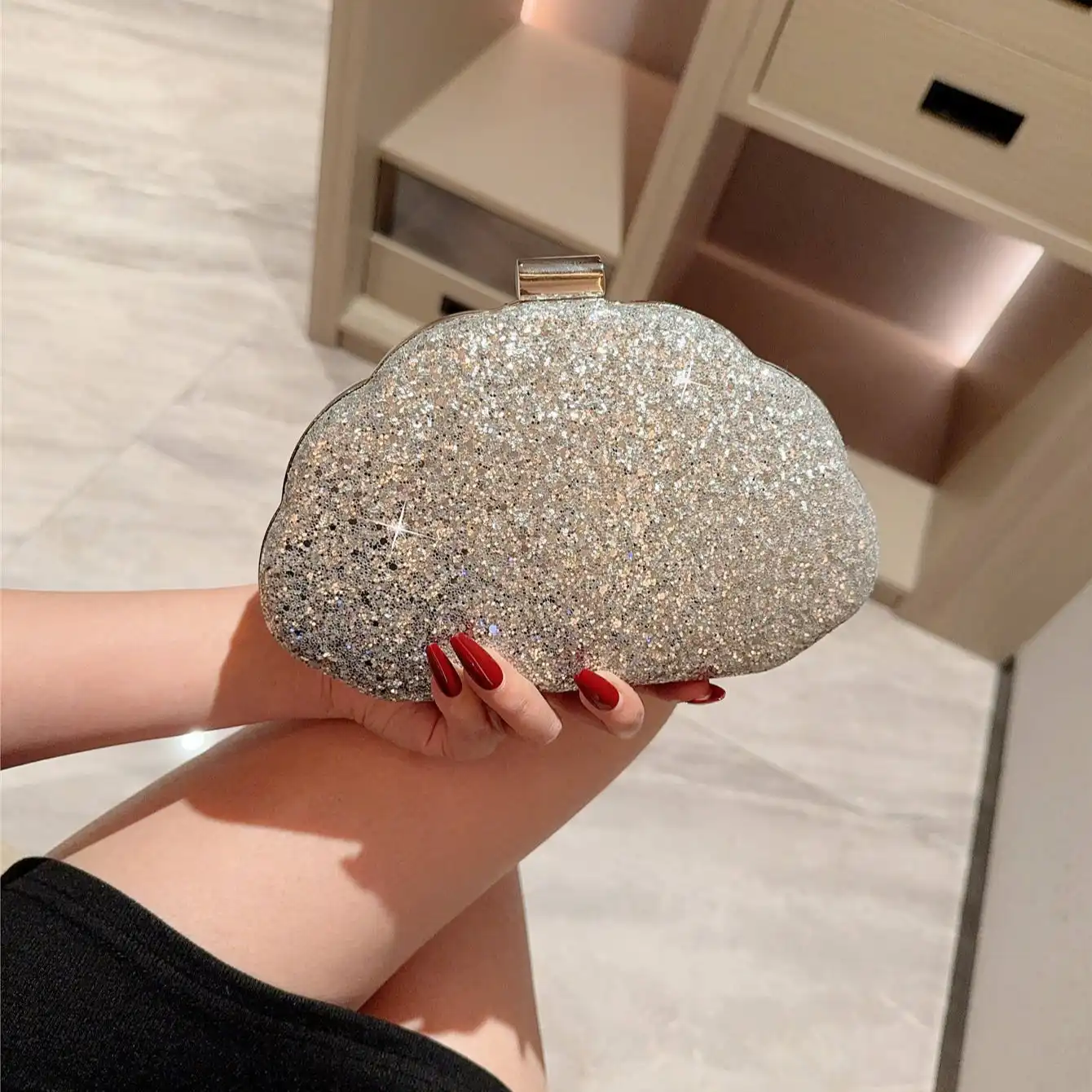 Product image of Luxury Silver Glitter Cloud Clutch Bag for Women – Elegant Evening Party Purse (FSC-00101)