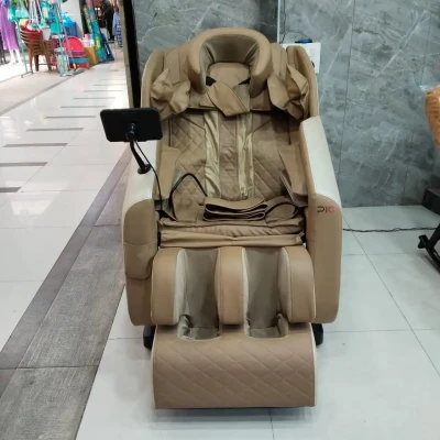Massage Chair / 8 fxed Roler Massage Chair with Zero Gravity- PIQ A7 Refurbish