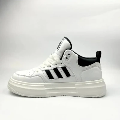 Premium White&Black Sneaker Boo...