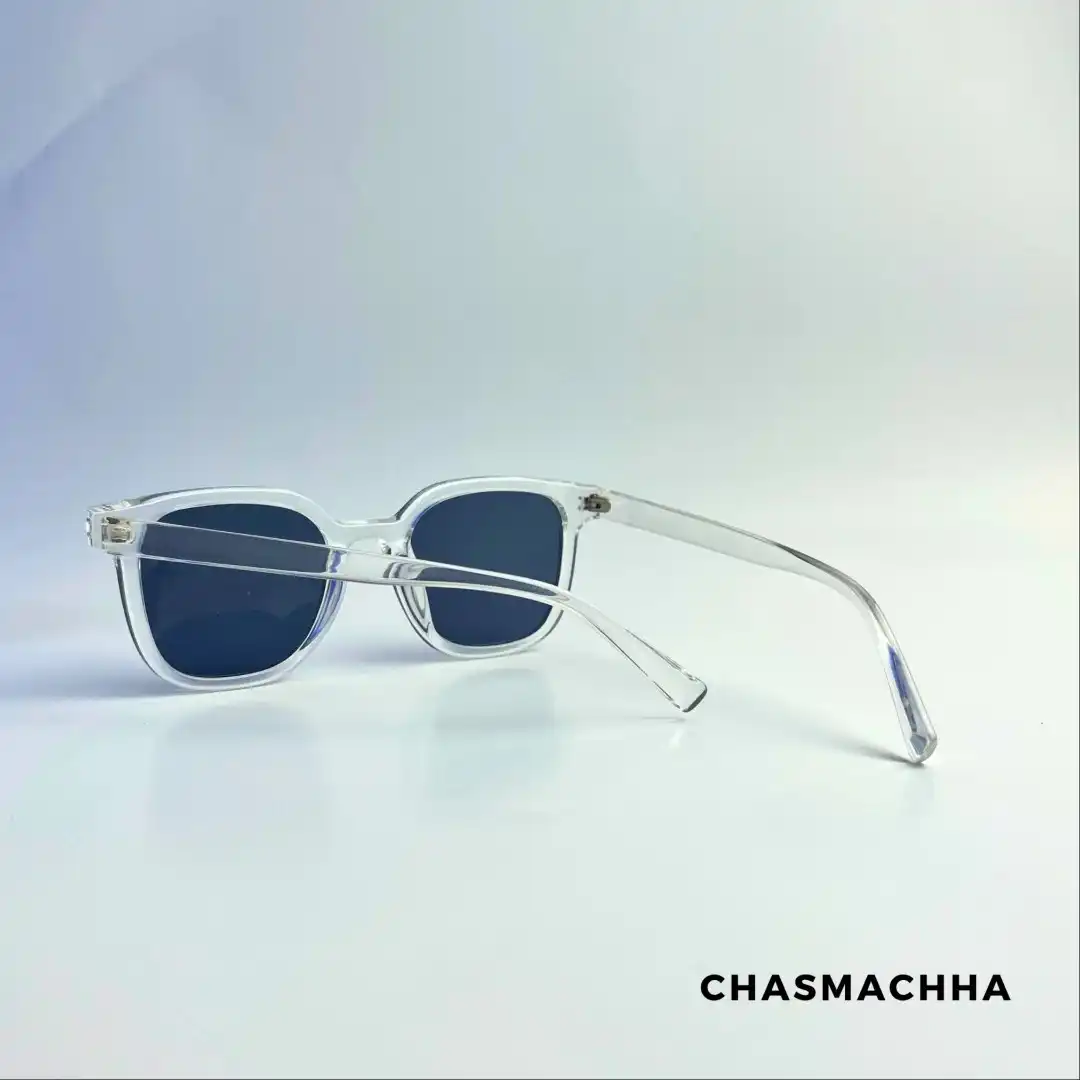 Product image of Regular Transparent Body with Black Lens Large