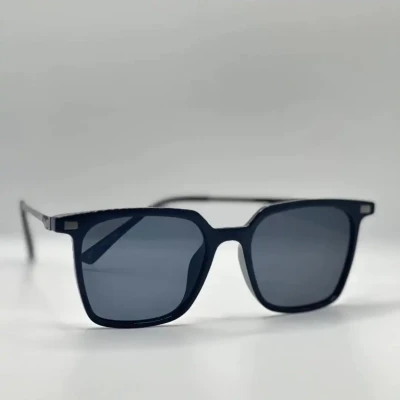 Oversized Full Black Square 2