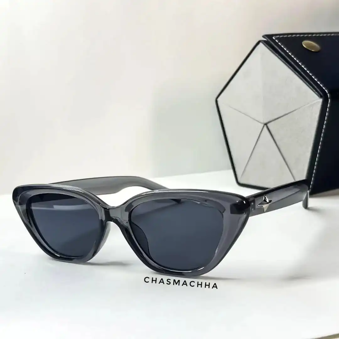 Product image of Regular Cateye Transparent Grey