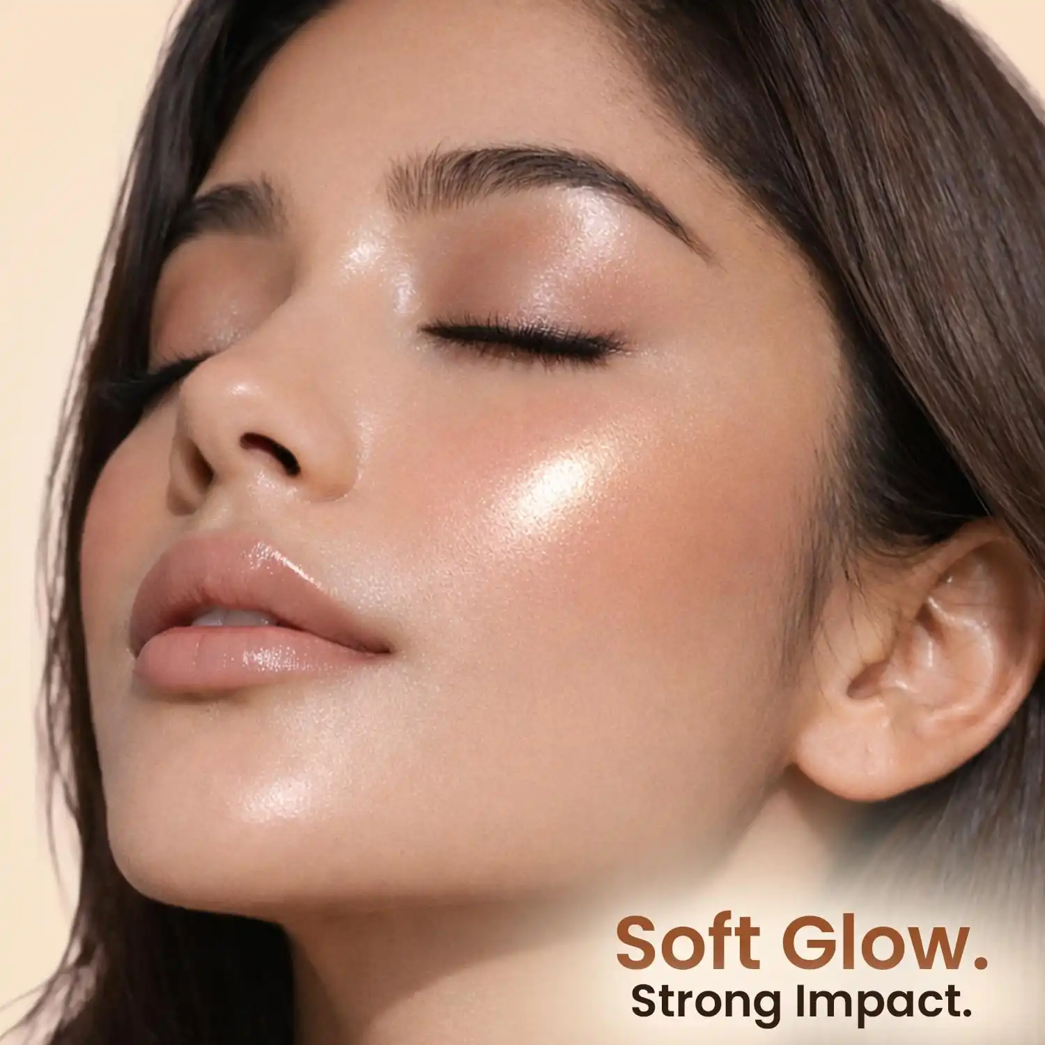 Product image of Swiss Beauty Softy Highlighter | Buttery Texture | Blendable | Highly Pigmented | Long-Lasting | Travel-Friendly | 7g