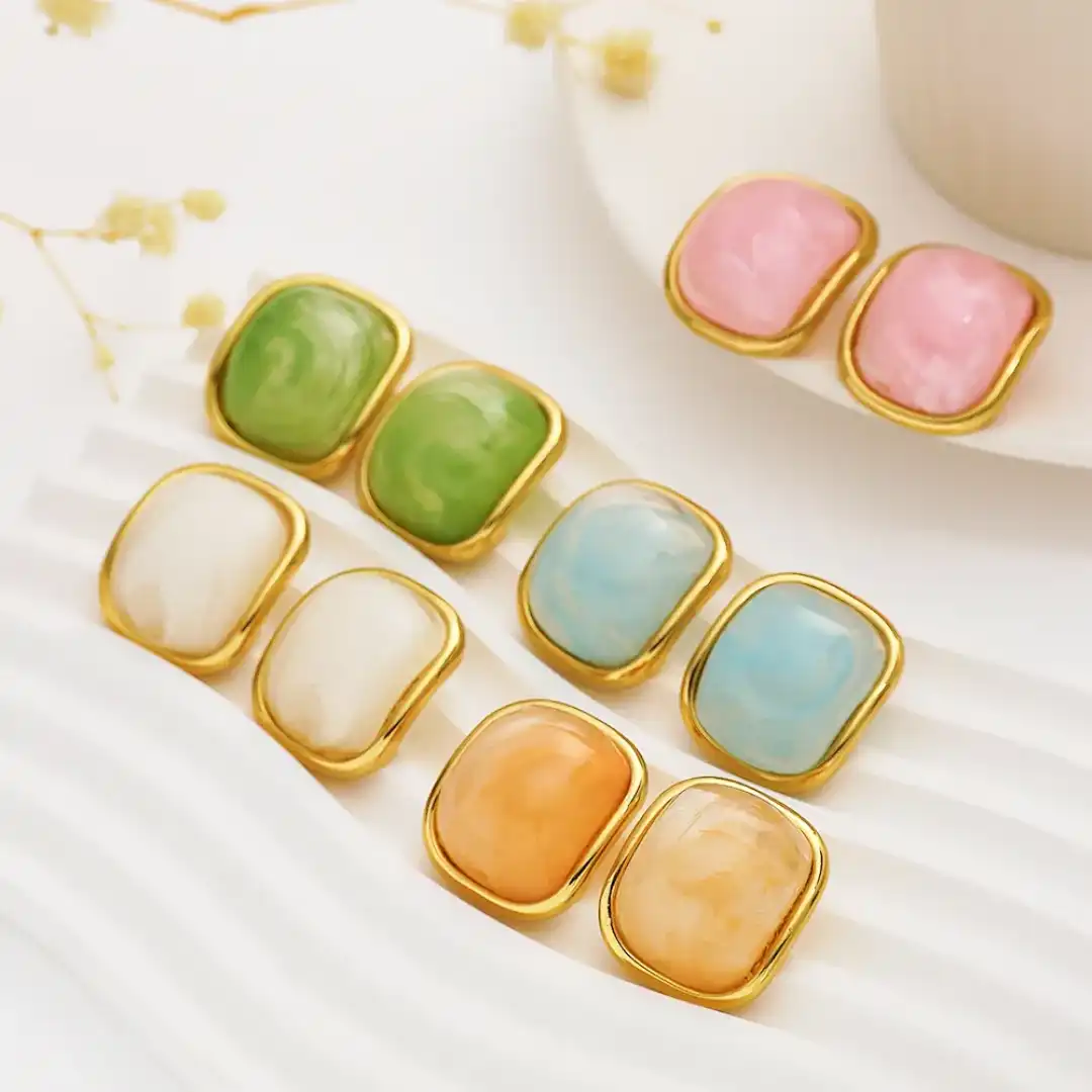 Product image of ZENOURA 18K GOLD PLATED GLOSSY RETRO SQUARE EARRINGS