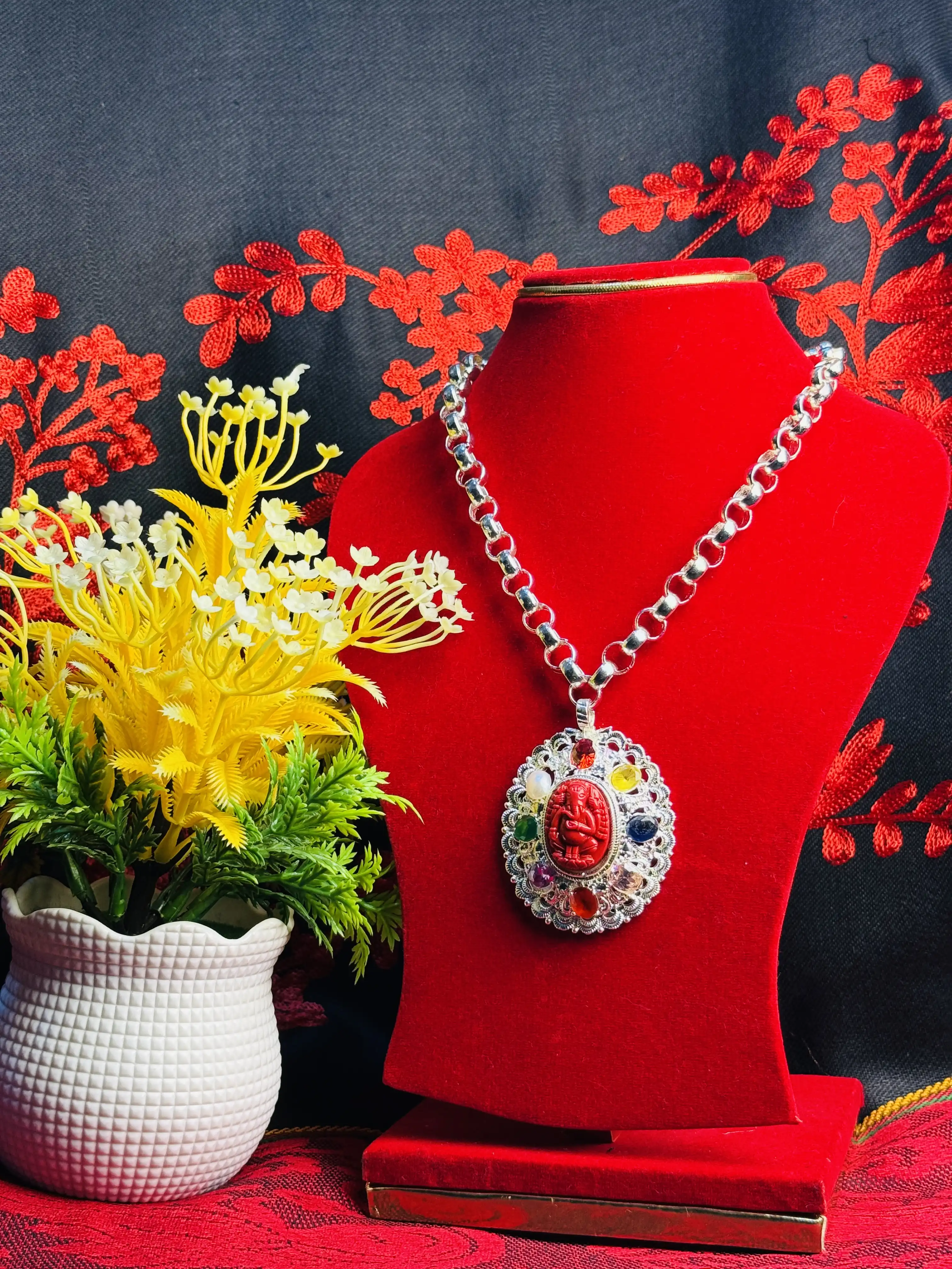 Product image of Big Ganesh Nabaratna