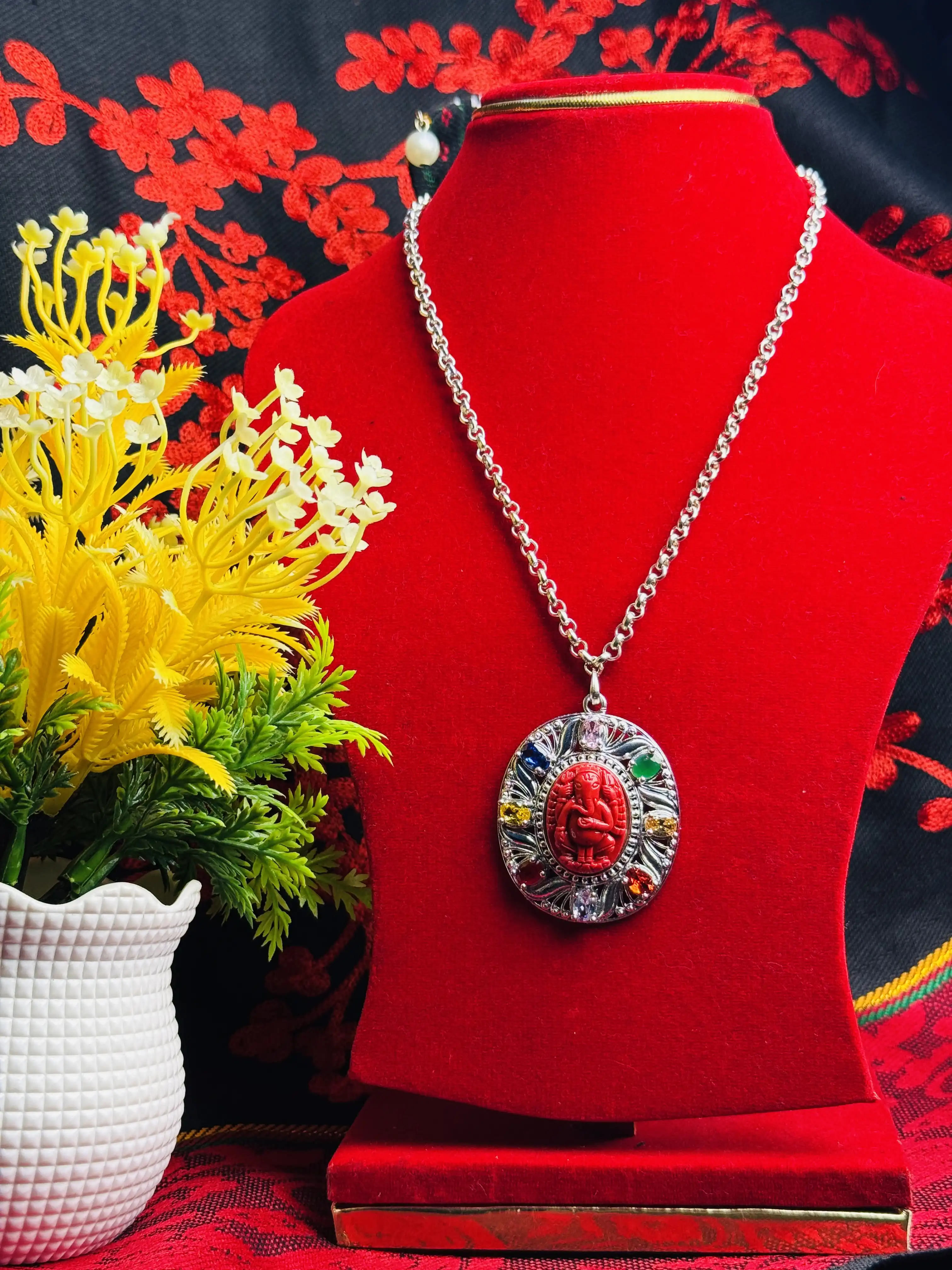 Product image of Ganesh Nabaratna
