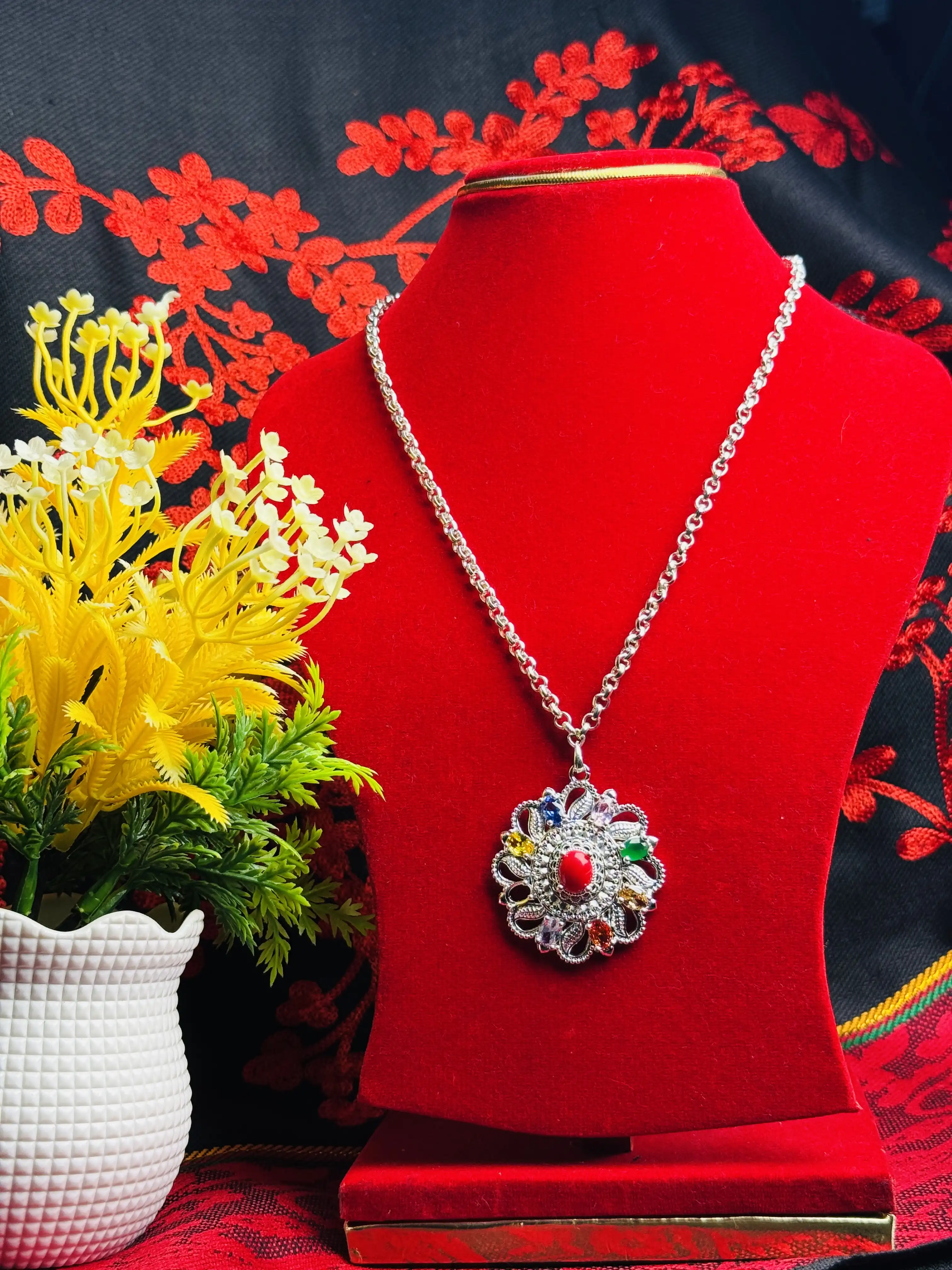 Product image of Flower Nabaratna