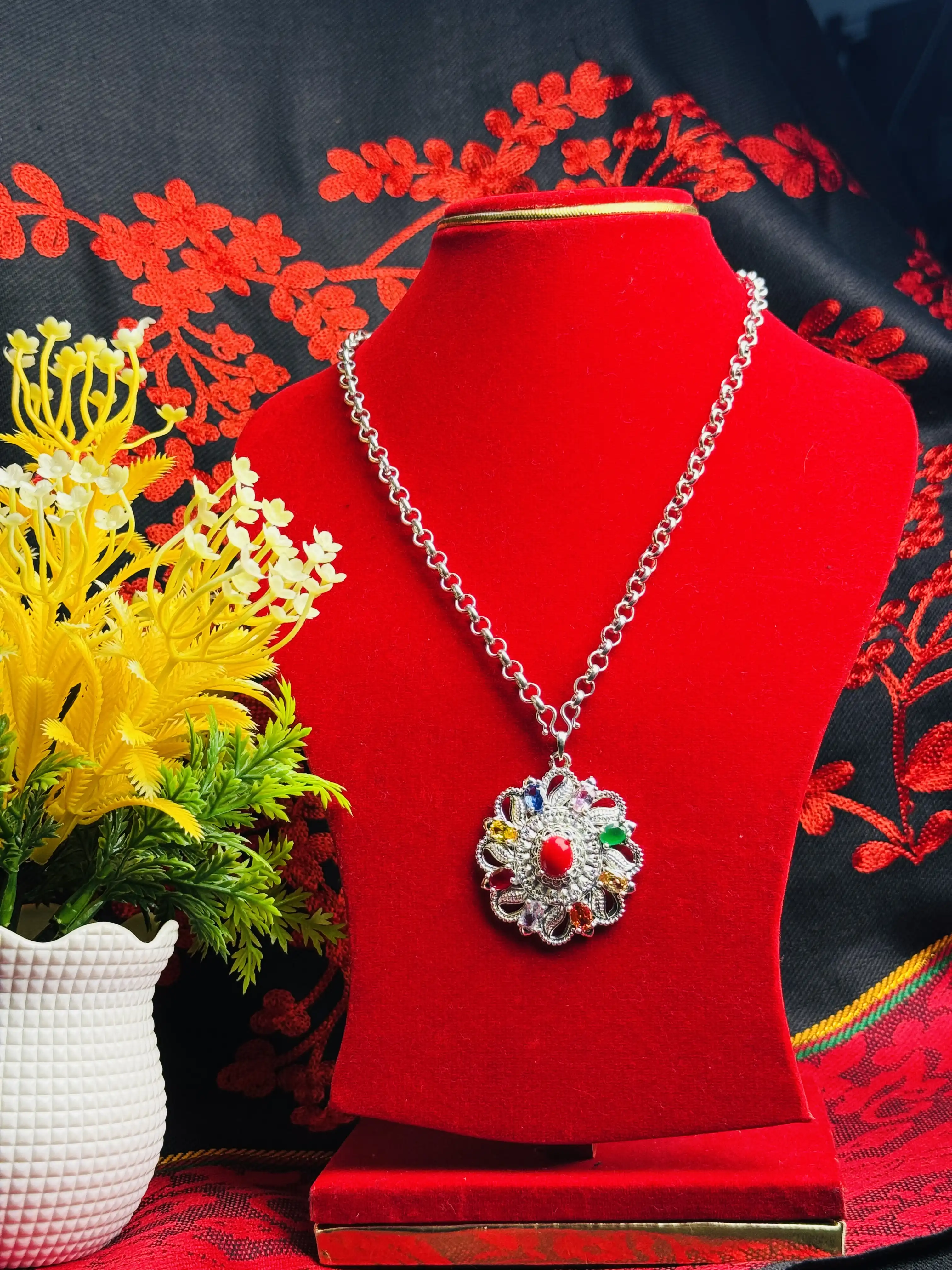 Product image of Flower Nabaratna