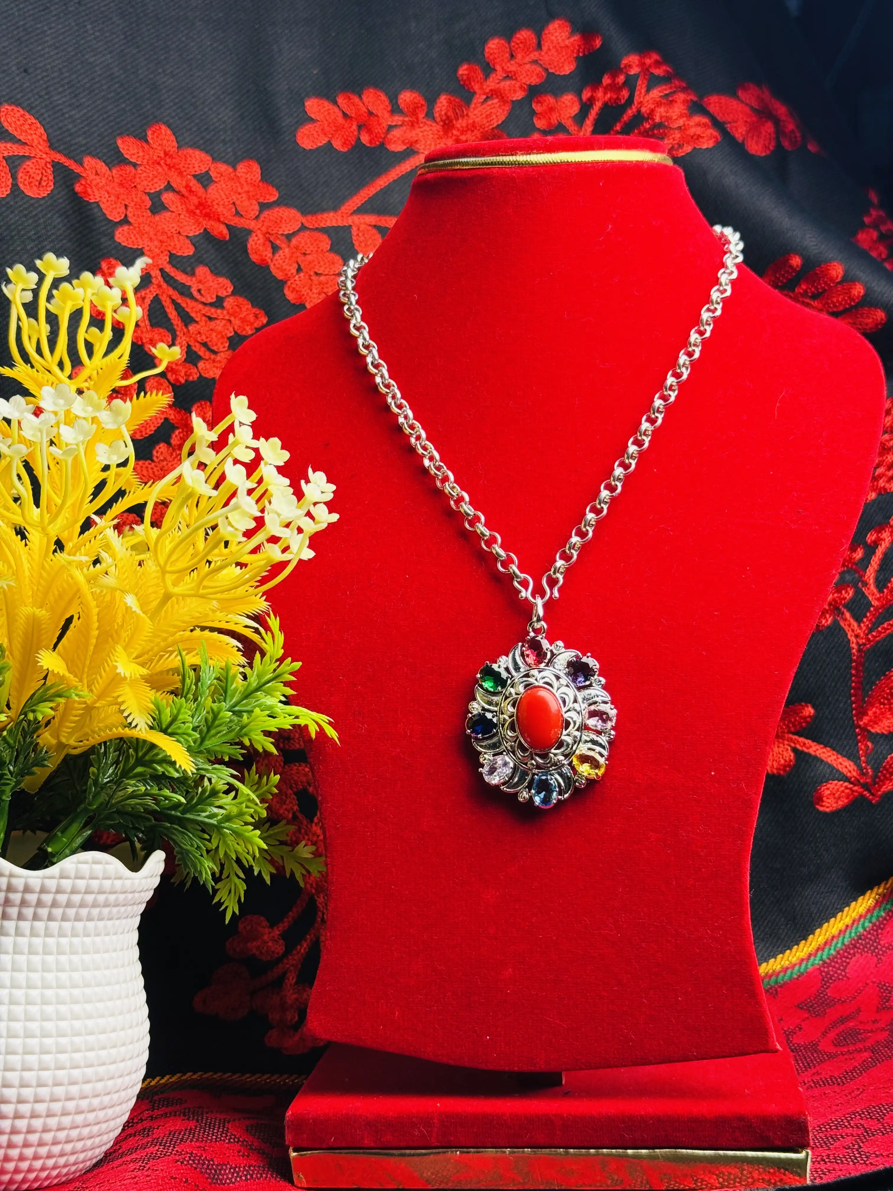 Product image of Flower Nabaratna