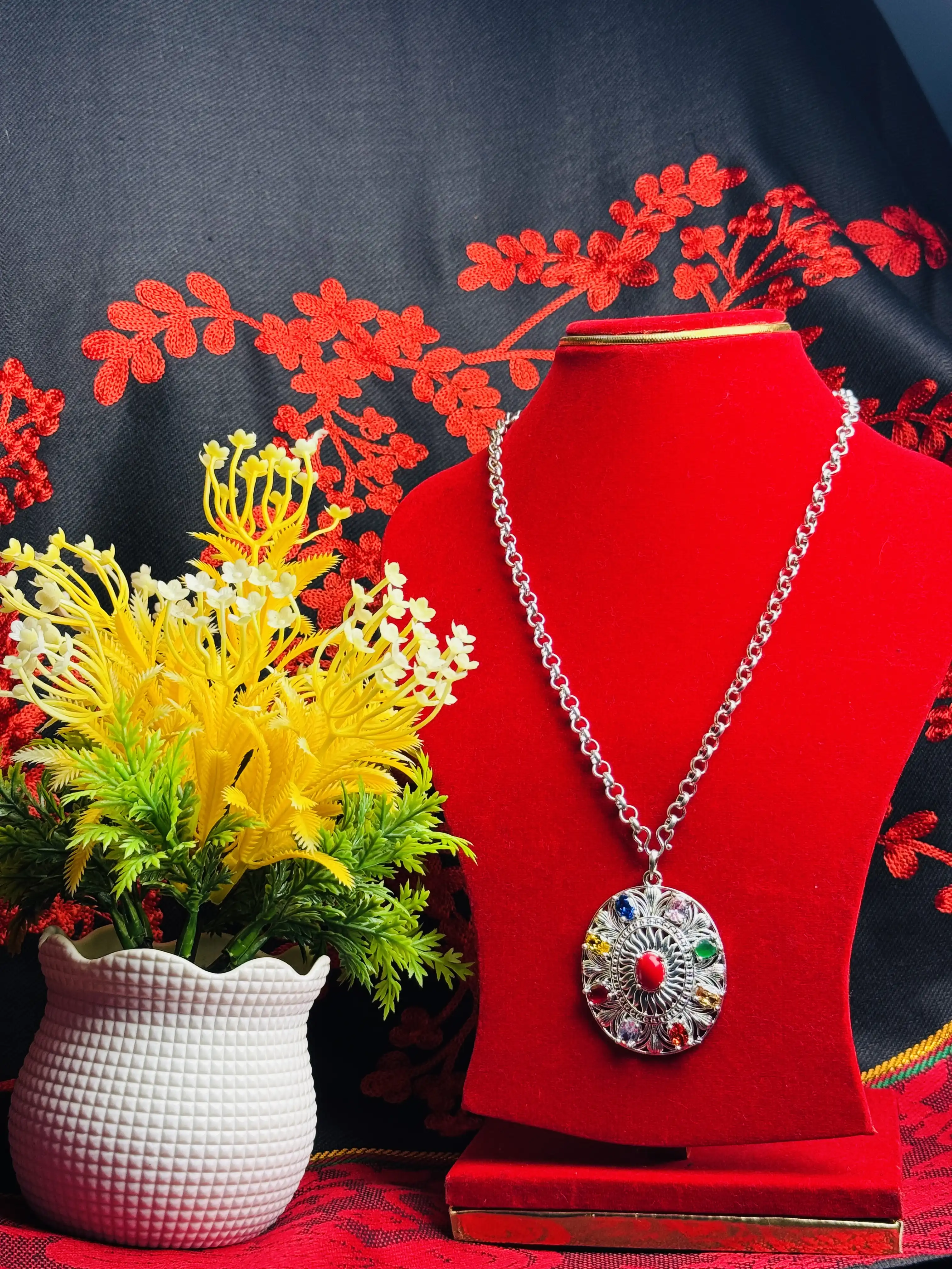 Product image of Oval Nabartna