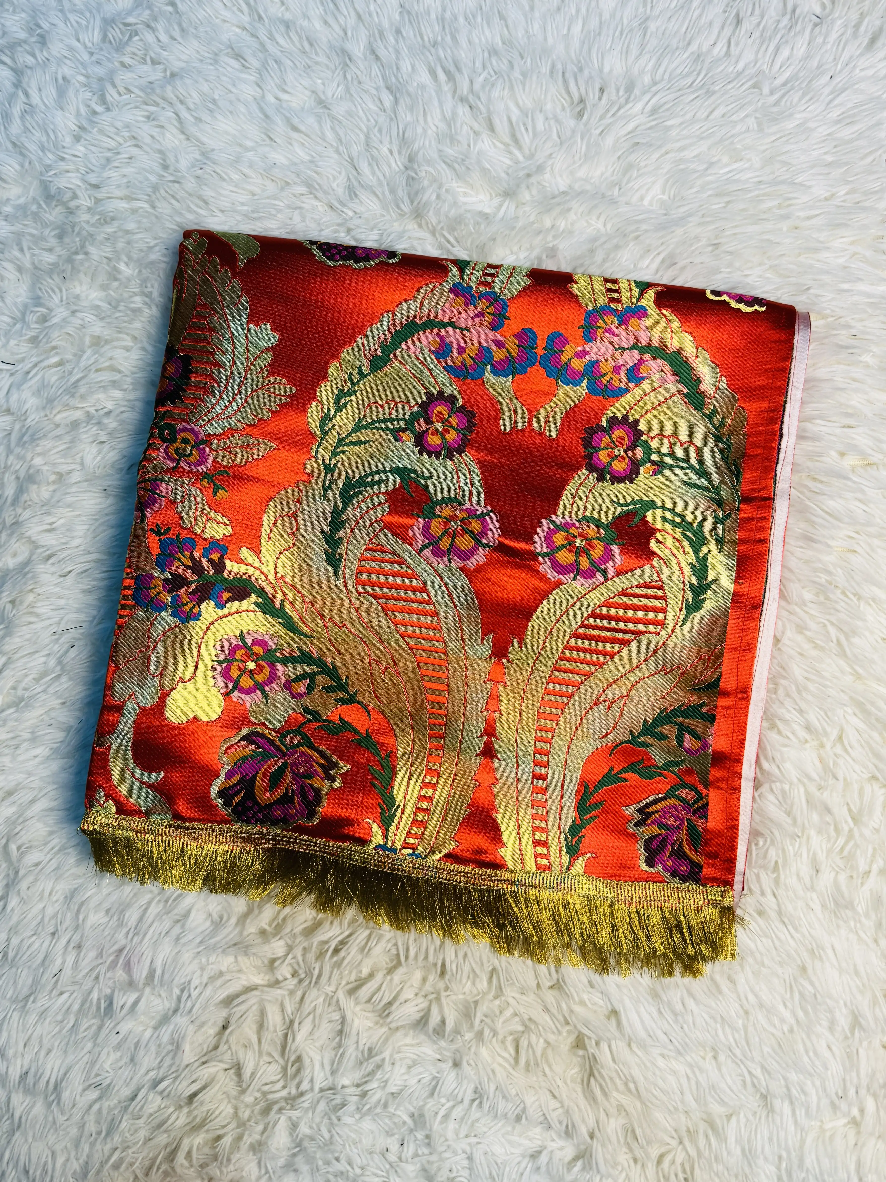 Premium Shawl