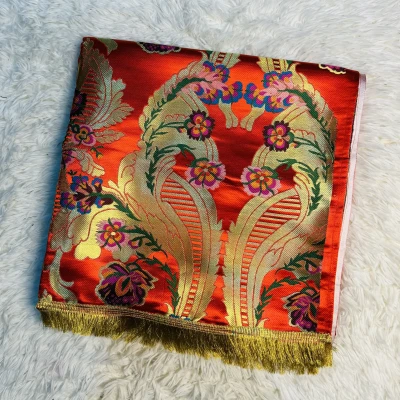 Premium Shawl