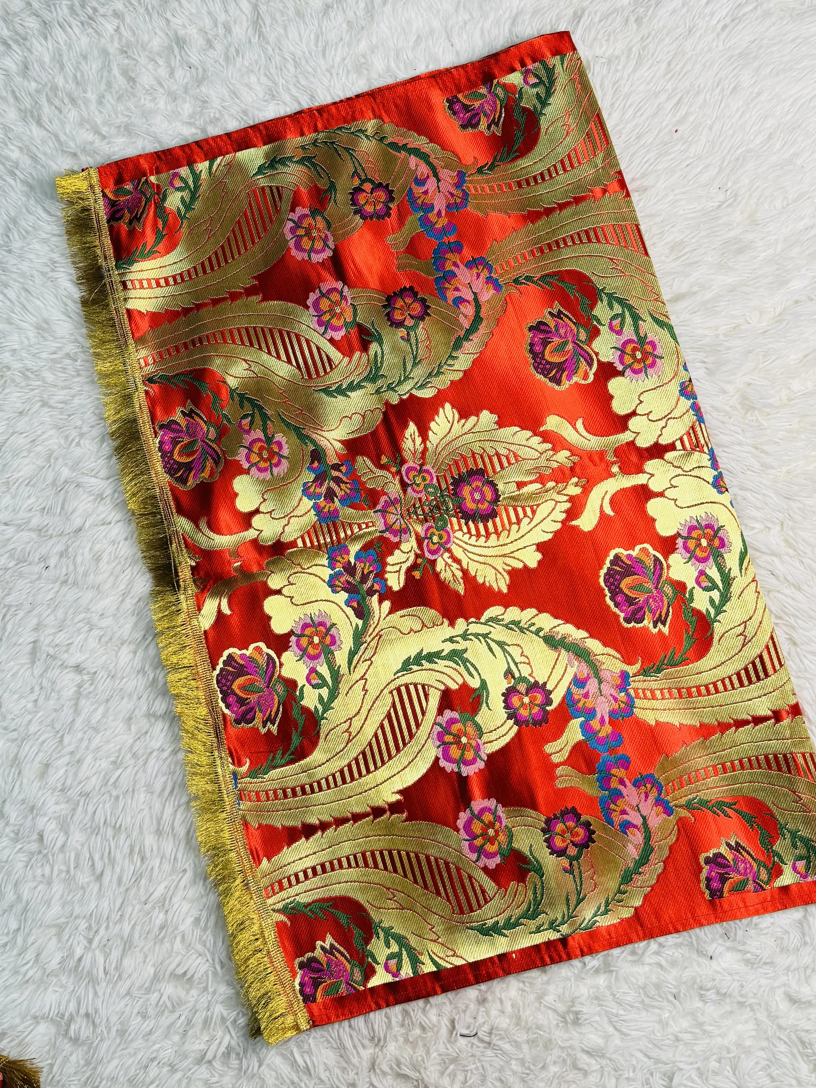 Product image of Premium Shawl