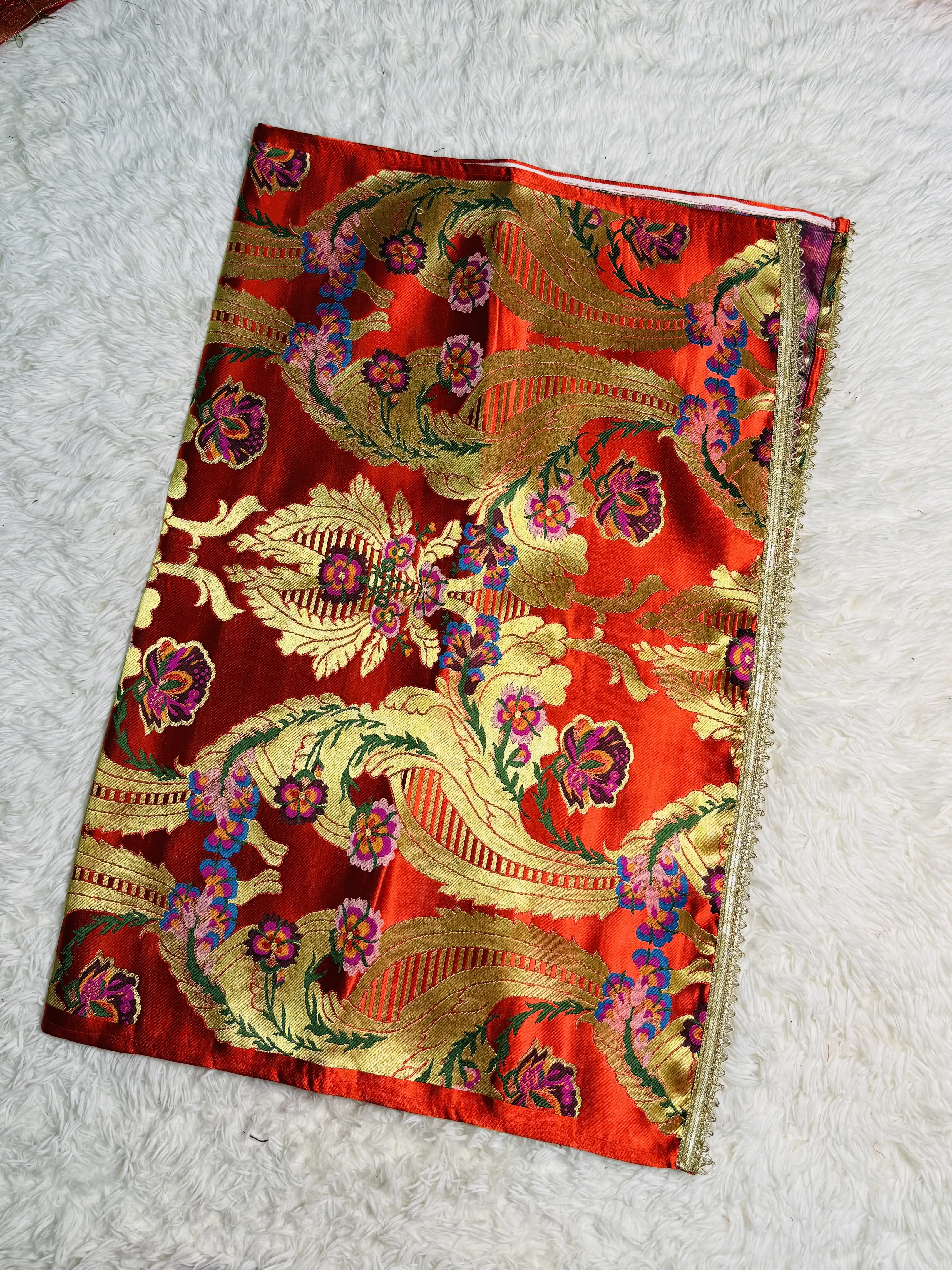 Premium Shawl