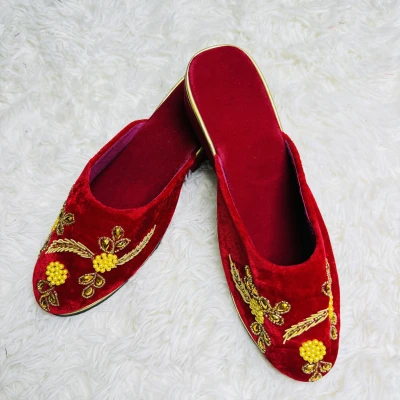 Makhamal Shoes