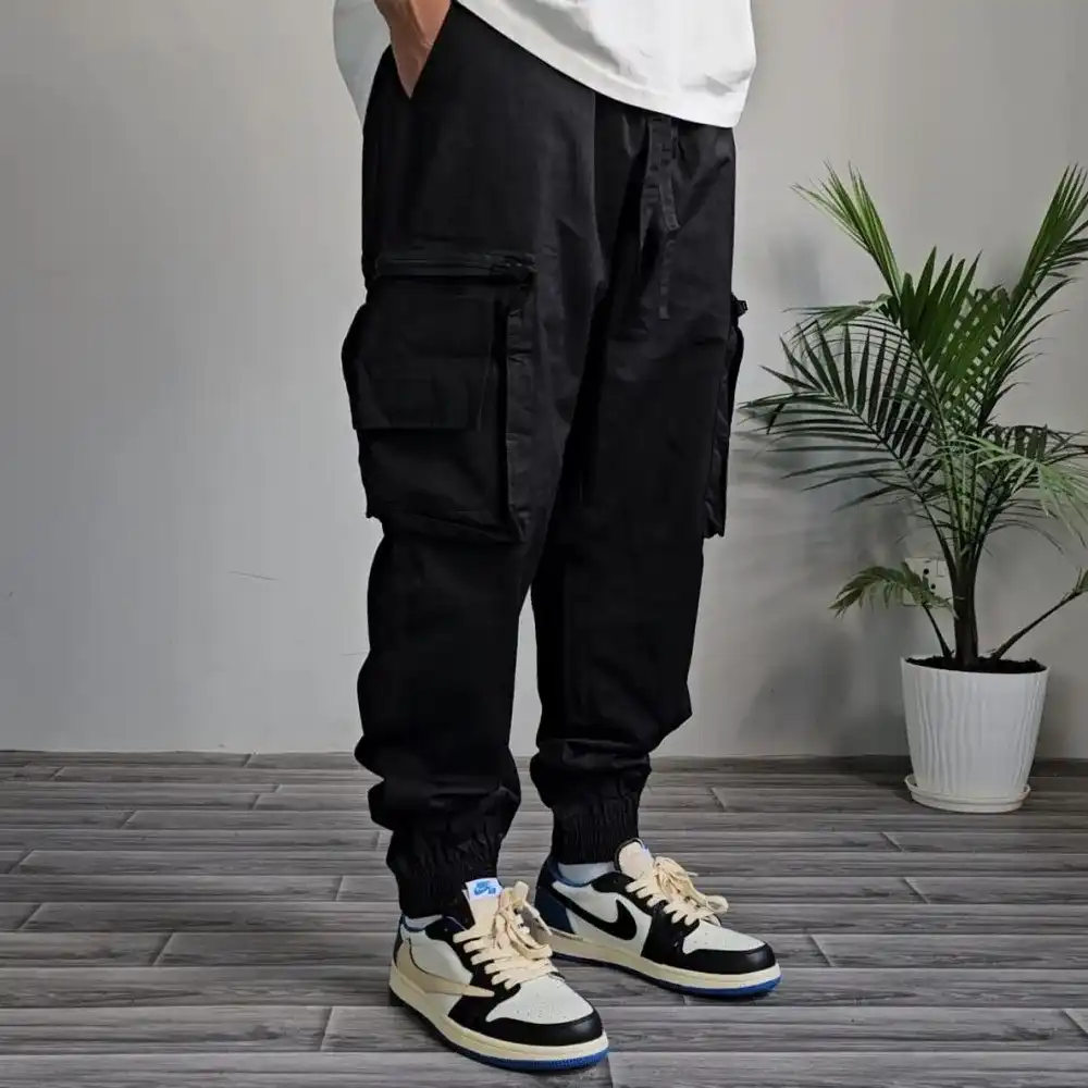 Product image of V-ro 8c2570 Two Side Pocket Jogger " Black "