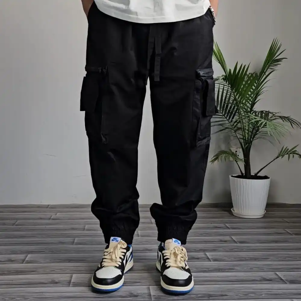 Product image of V-ro 8c2570 Two Side Pocket Jogger " Black "