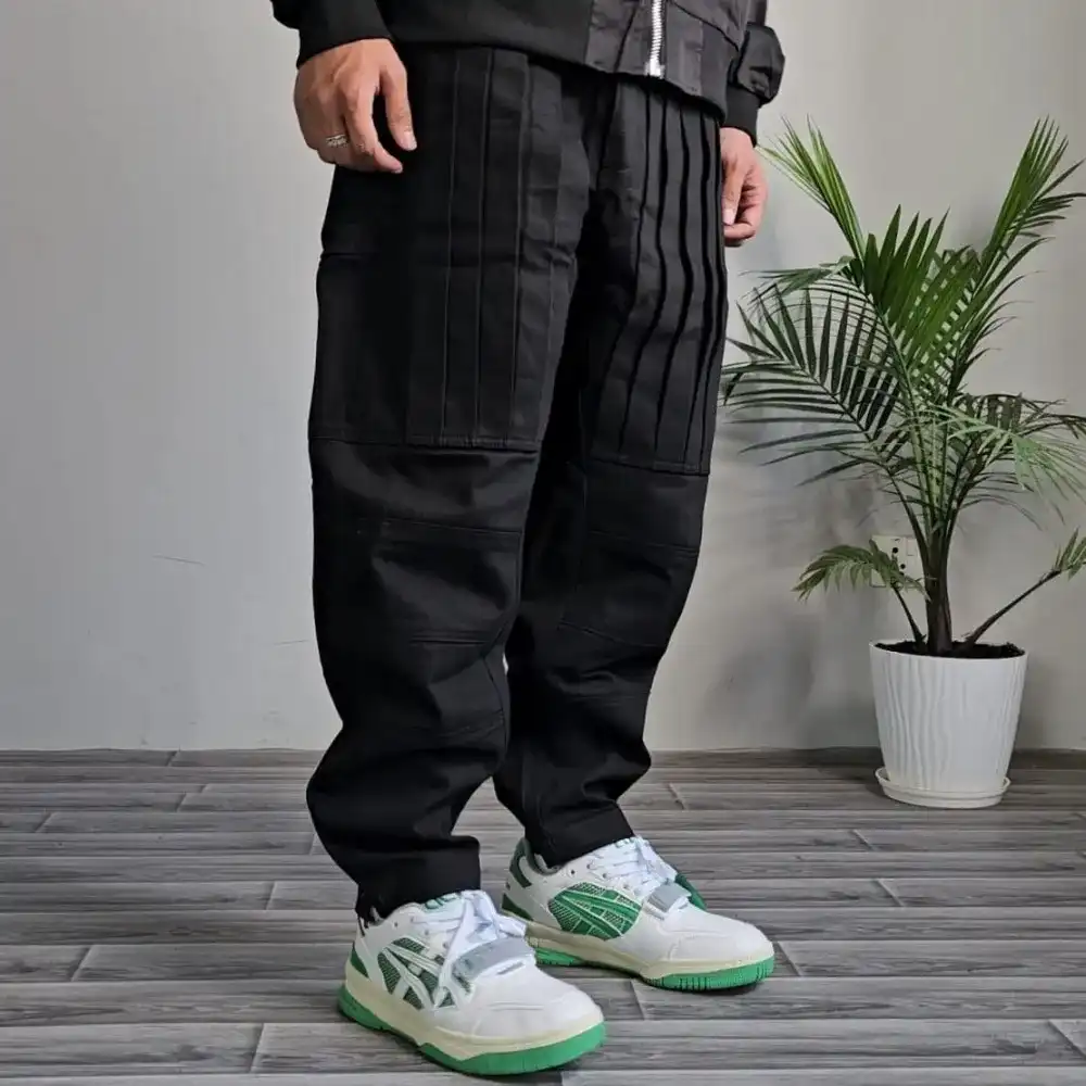 Product image of V-ro B0319044 Front Crease Knee Zipper Track Pant " Black "