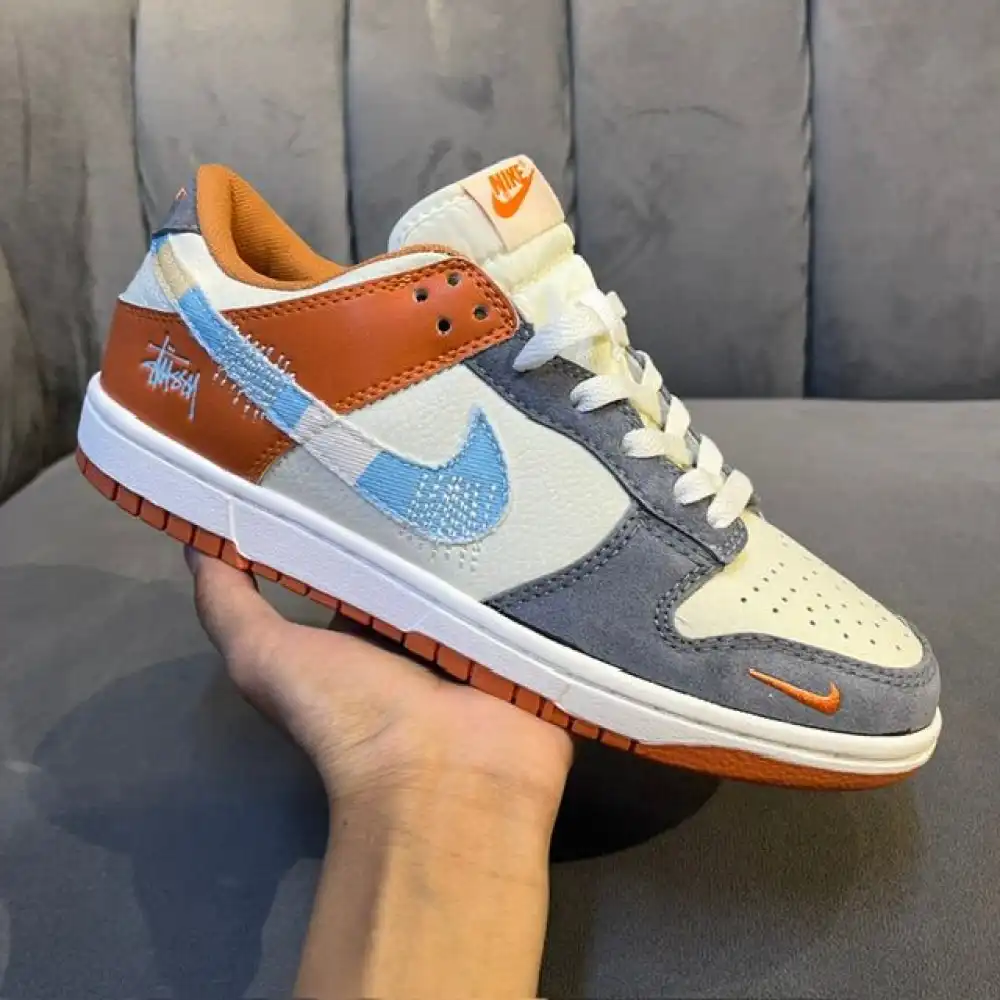 Product image of Nike Sb Dunk Low Stüssy