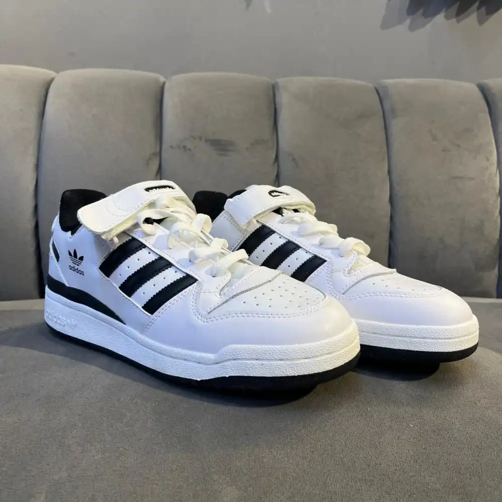 Product image of Adidas Forum Low