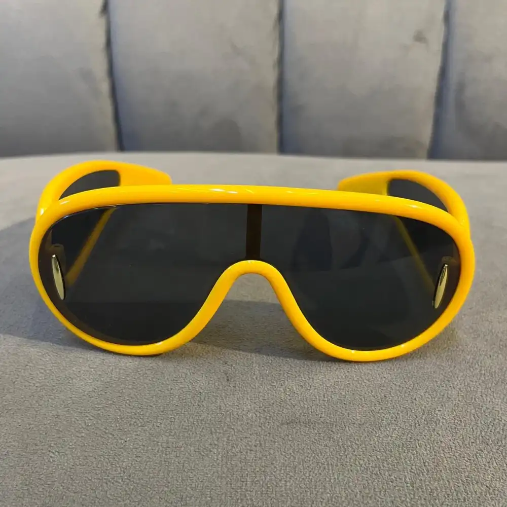Product image of Chn Oversized Shield Glass