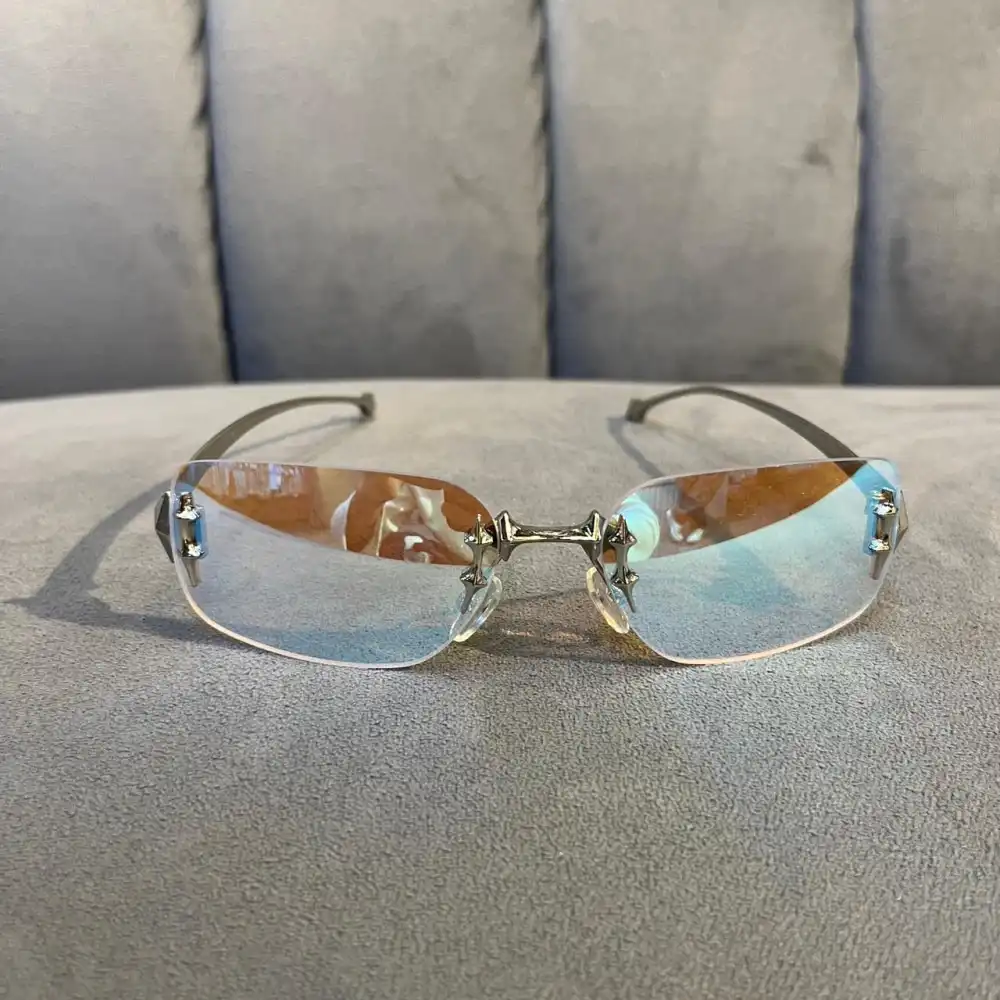 Product image of Chn Rimless Y2k Spike Glass
