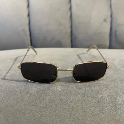 Chn Silver Rectangle Design Gla...