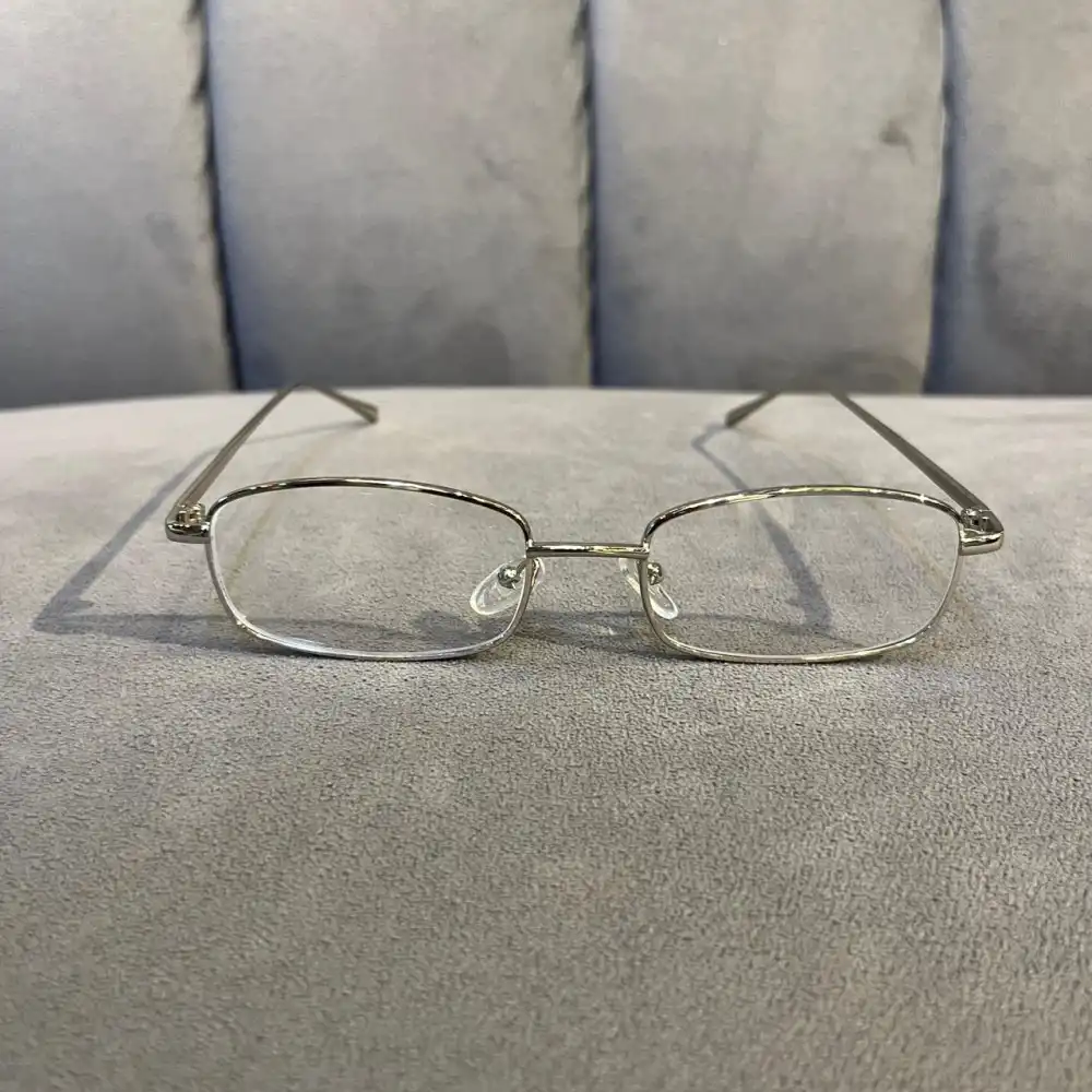 Product image of Chn Silver Rectangle Design Glass