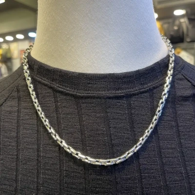094 Square Box Necklace