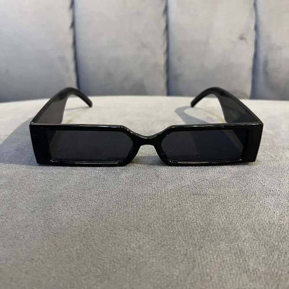 Product image of Chn Chnky Y2k Design Glass