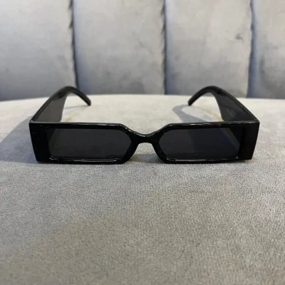 Chn Chnky Y2k Design Glass