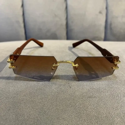 Chn Gold- Tone Design Glass