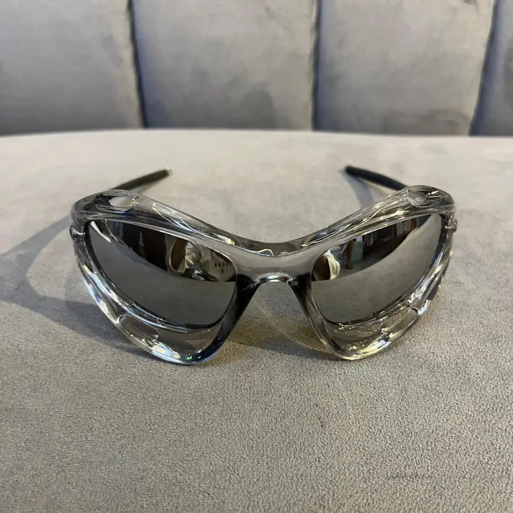 Product image of Chn Wraparound Protective Glass