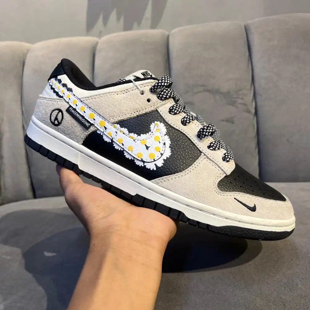 Product image of Nike Sb Dunk Low " Peace Minus One "