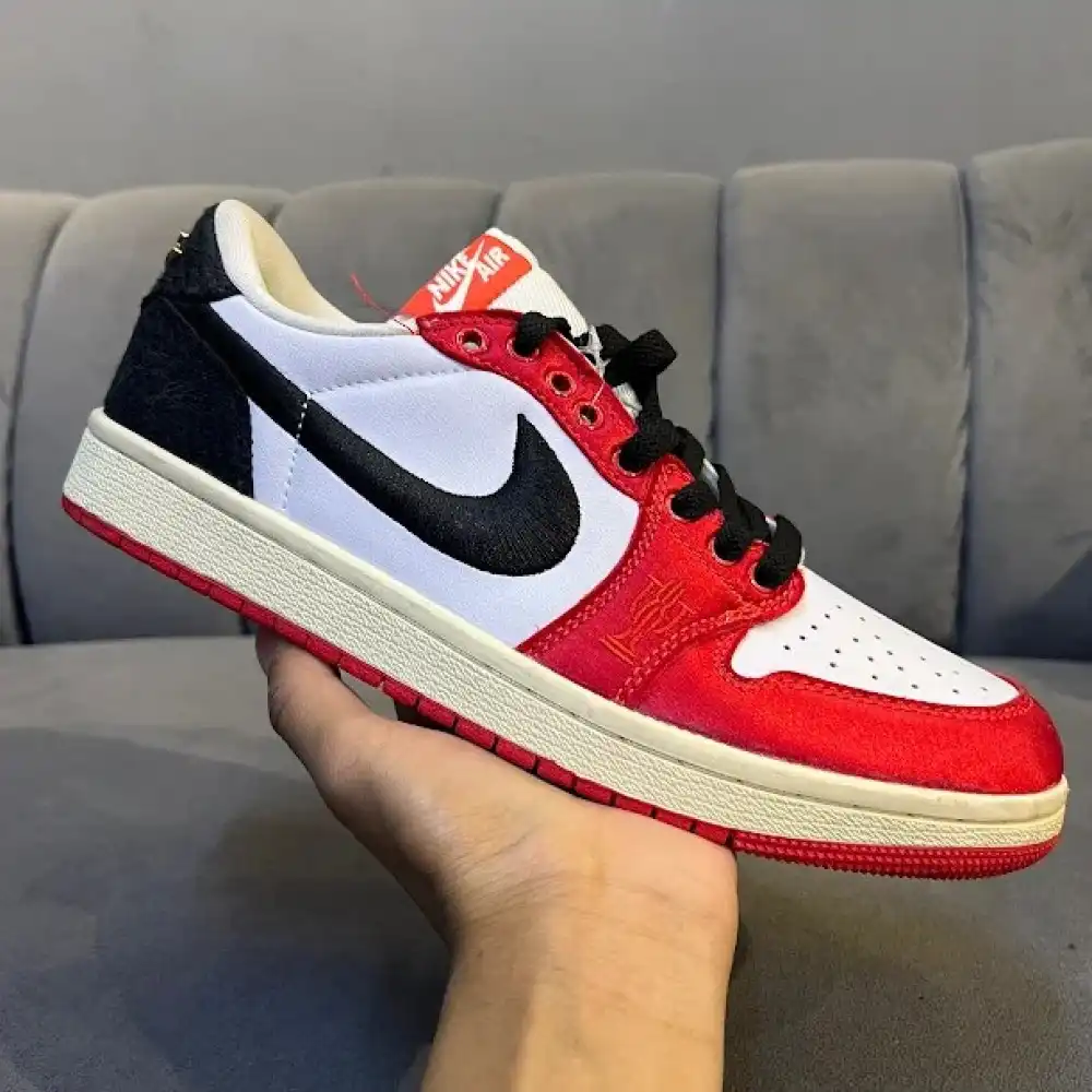 Product image of Air Jordan 1 Low Trophy Room