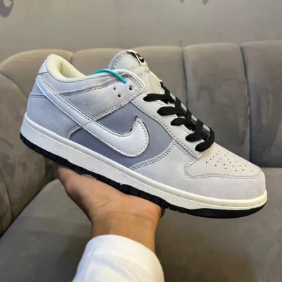 Nike Dunk Low " White Grey "