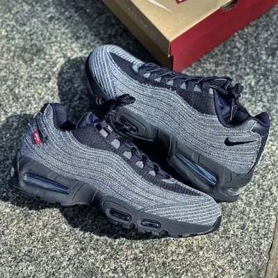 Levi's Nike Air Max 95 " Obsidi...