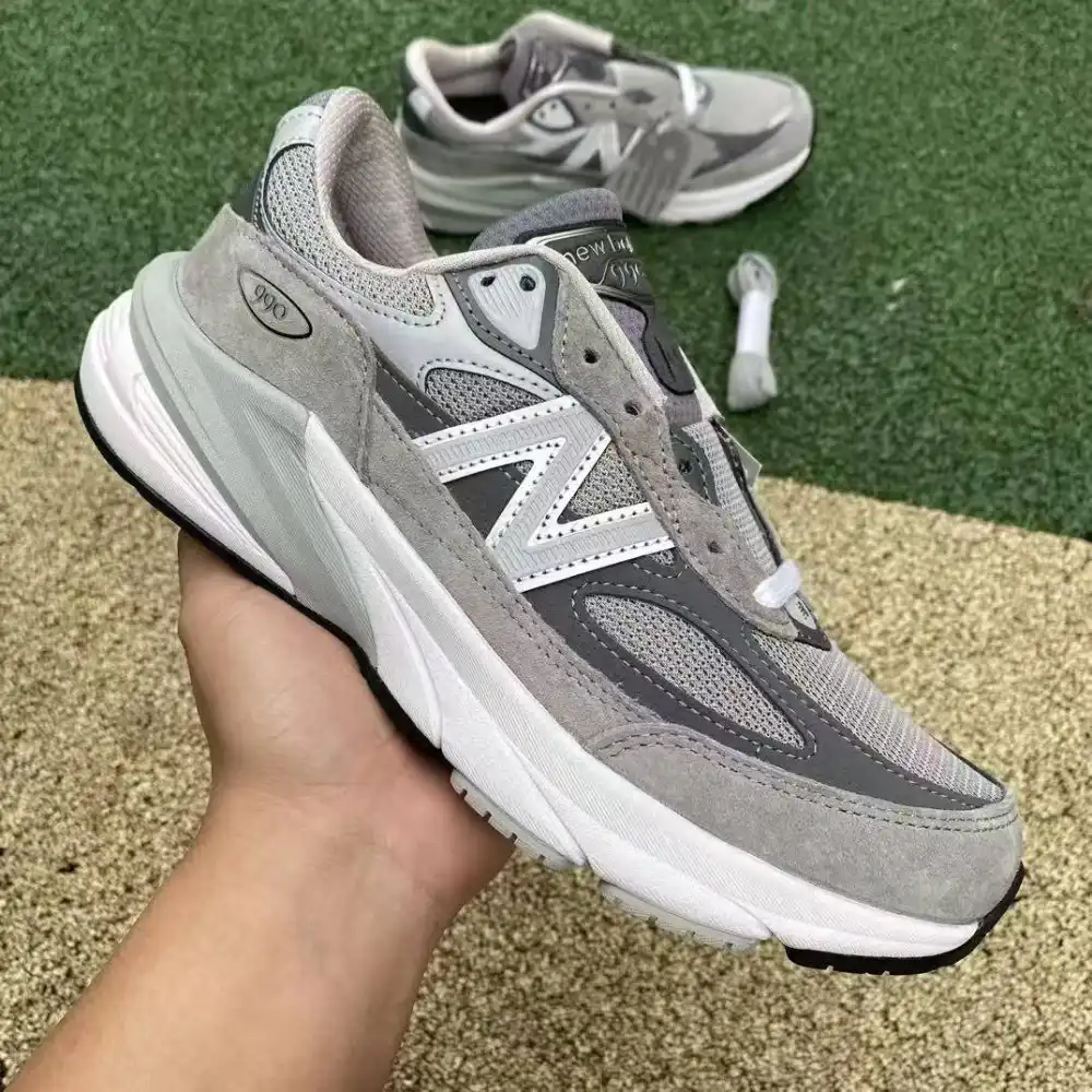 Product image of New Balance 990v6 " Grey "